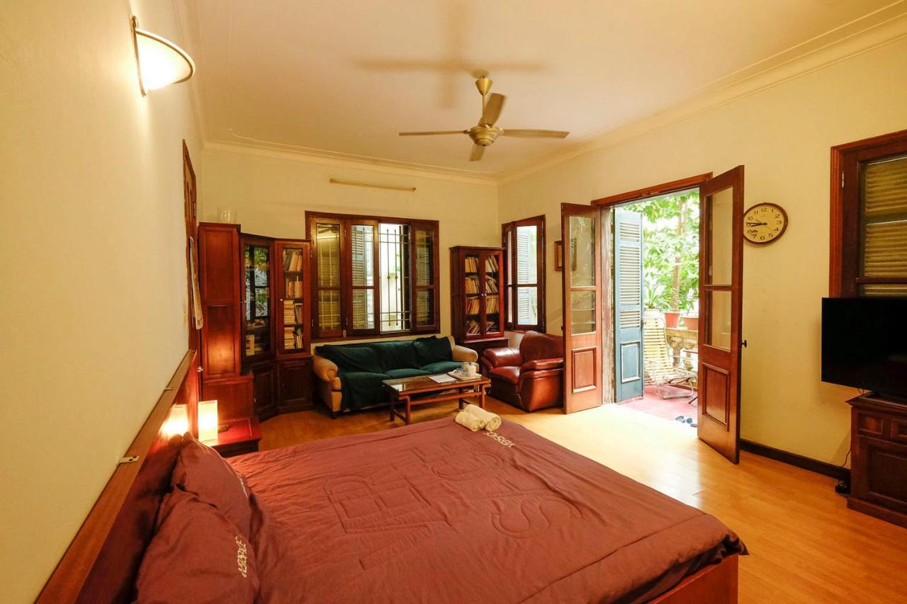 French-Styled House Apartment Hanoi Bagian luar foto