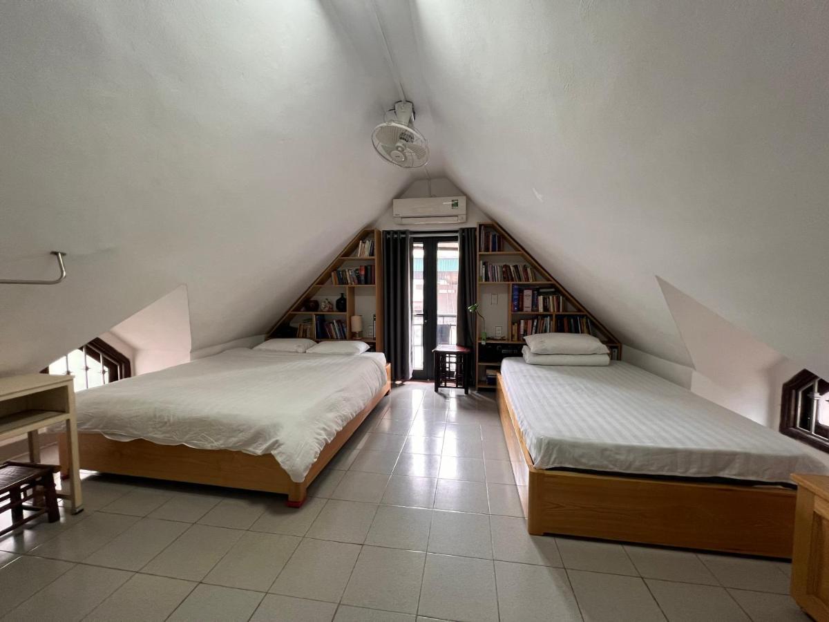 French-Styled House Apartment Hanoi Bagian luar foto