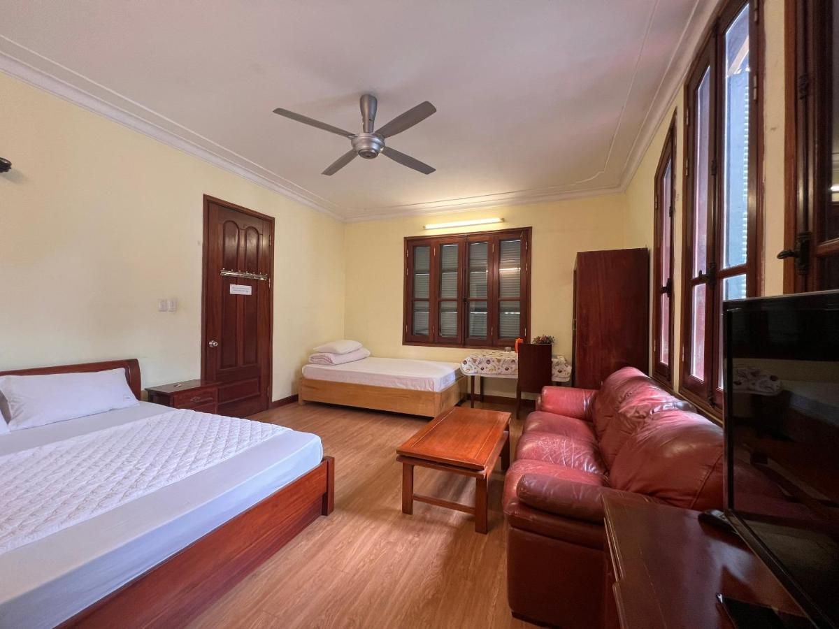 French-Styled House Apartment Hanoi Bagian luar foto